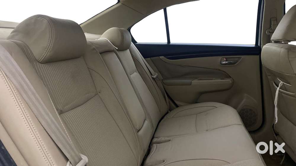 Maruti Suzuki Ciaz Zdi Shvs, 2016, Diesel