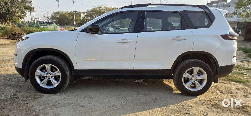 Tata Safari Pure Plus, 2024, Diesel