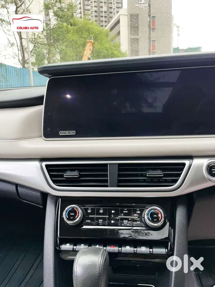 Mahindra Xuv700 2.0 Ax 7 Petrol At Luxury Pack Str, 2024, Petrol