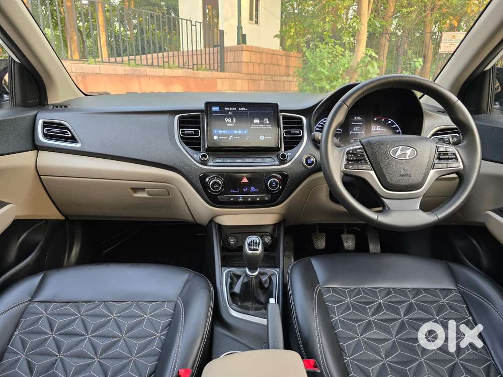 Hyundai Verna 1.5 Sx Petrol Mt, 2022, Petrol