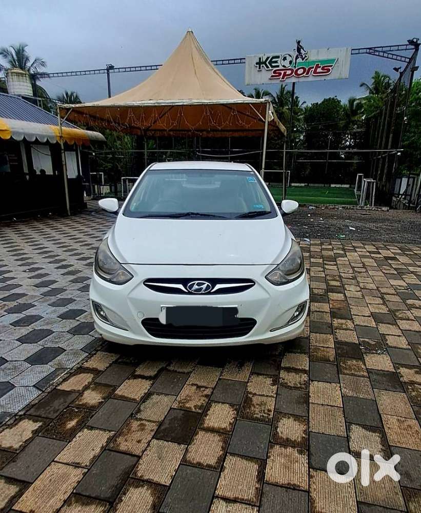 Hyundai Verna 1.6 Ex Vtvt, 2014, Petrol