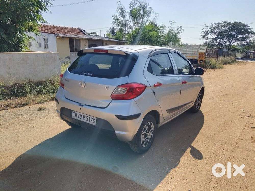Tata Tiago, 2018, Petrol