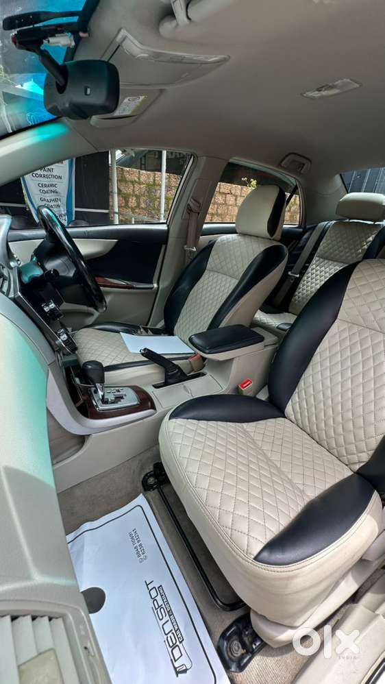 Toyota Corolla Altis 2013