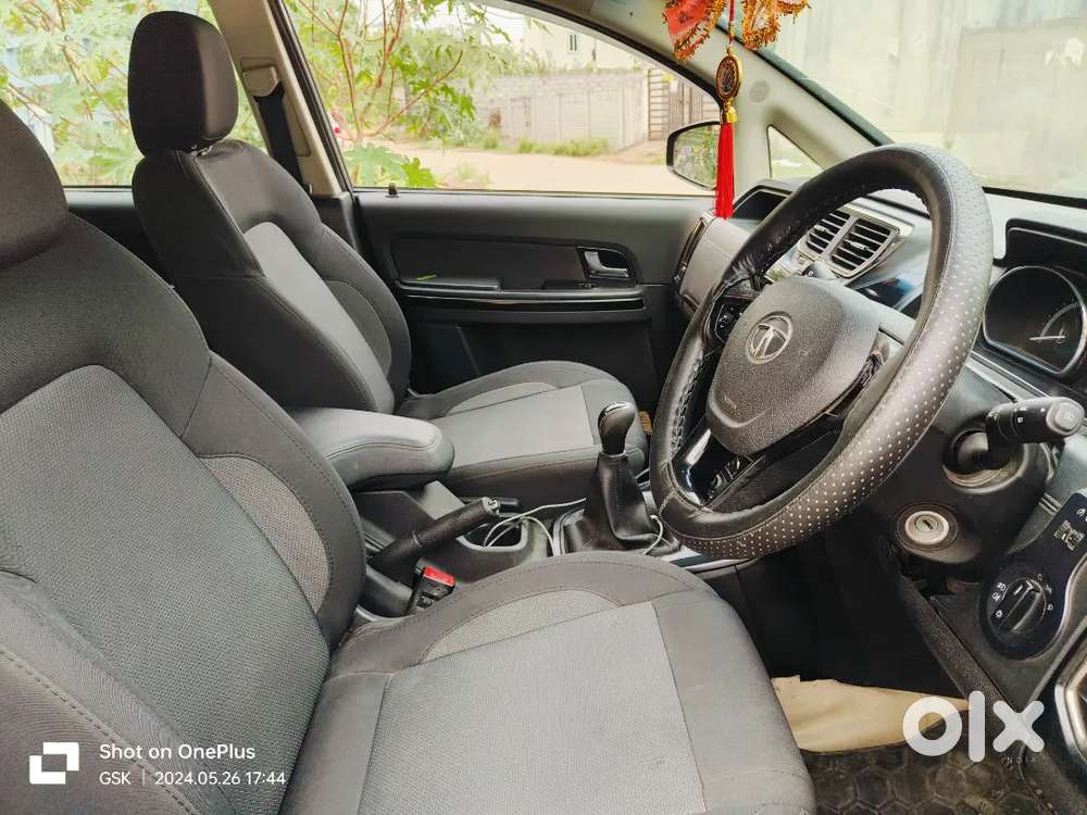 Tata Hexa 2.2 Xe 2018