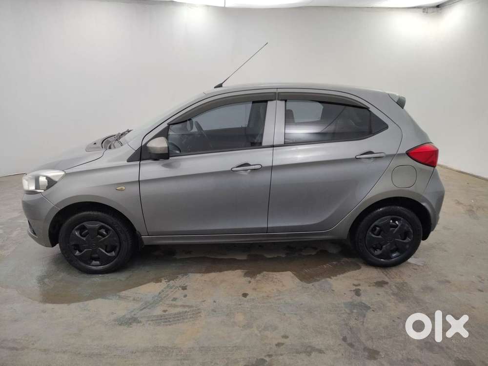 Tata Tiago 1.2 Revotron Xt, 2018, Petrol