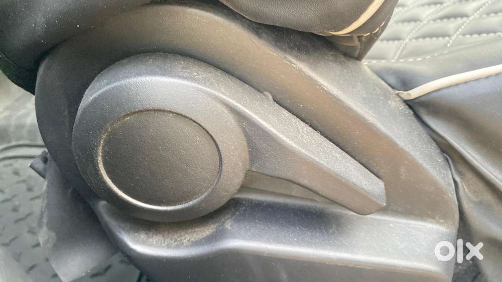 Tata Altroz Xe Petrol, 2022, Petrol