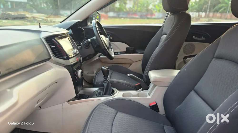 Mahendra Xuv300 W8
2020 October