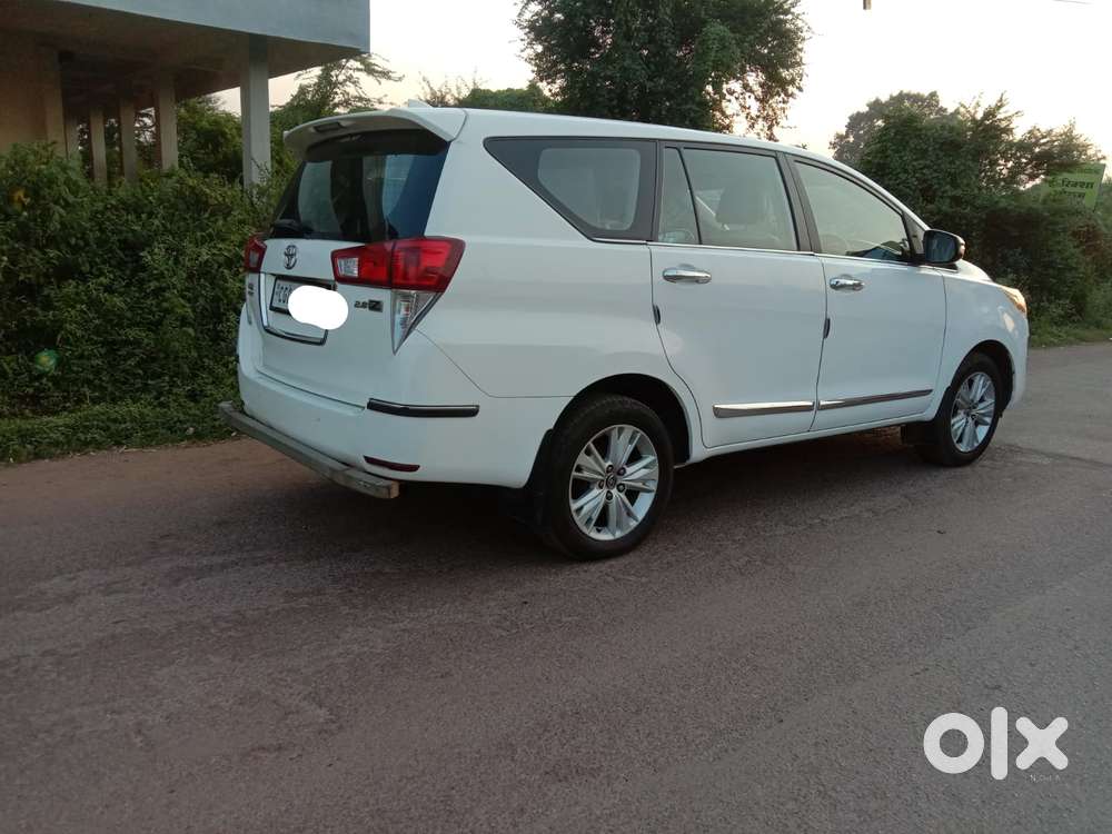 Toyota Innova Crysta 2.8 Z, 2017, Diesel