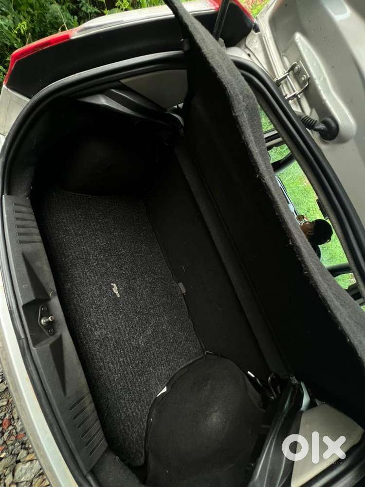 Ford Figo 2011 Diesel 77000 Km Driven