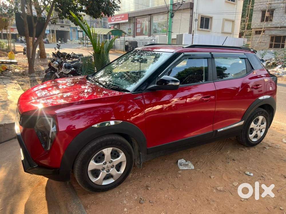 Mahindra Xuv 3xo Mx3 Petrol Well Maintained