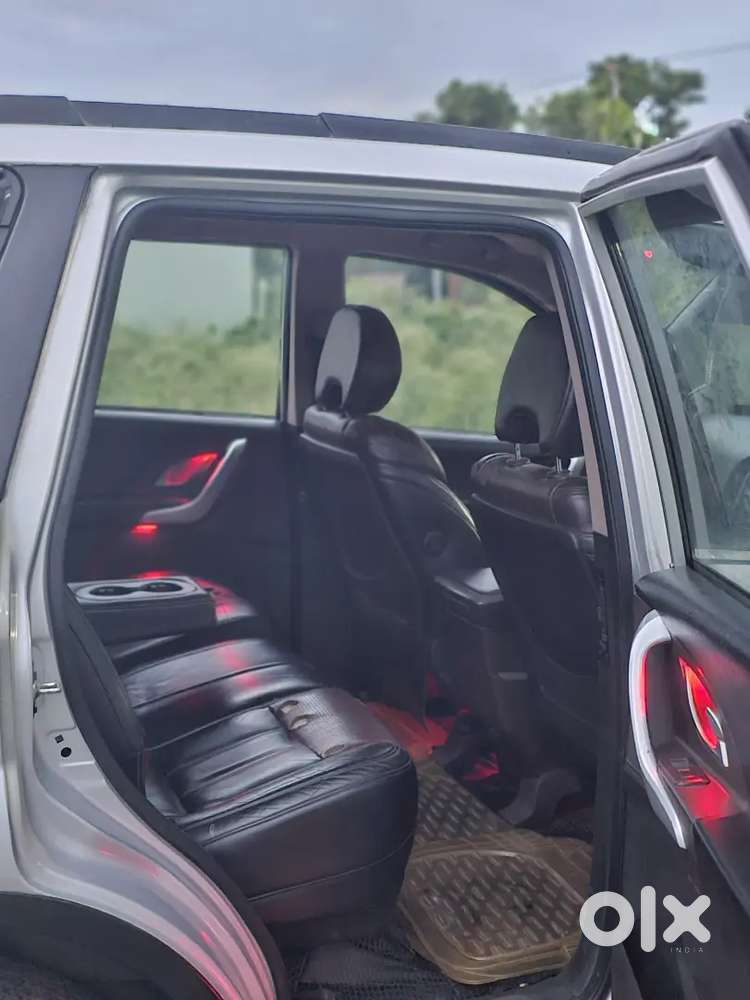 Mahindra Xuv500 Sportz 2012