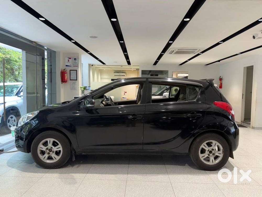 Hyundai I20 2010-2012 1.2 Sportz, 2011, Petrol