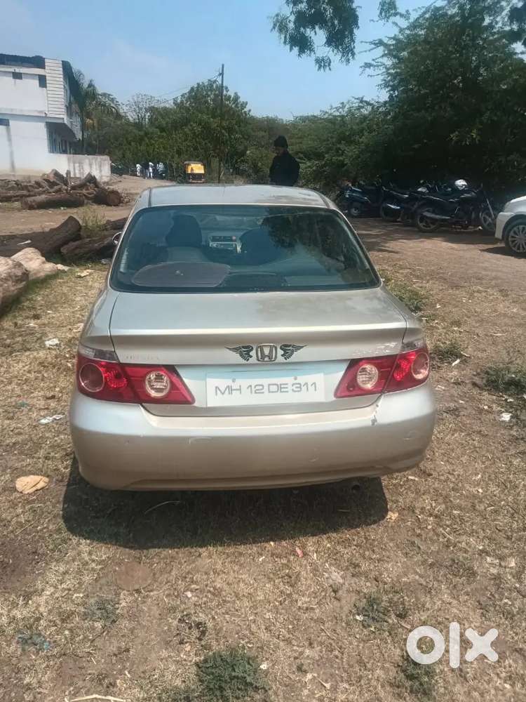 Honda City Zx 2006 Cng & Hybrids 60000 Km Driven