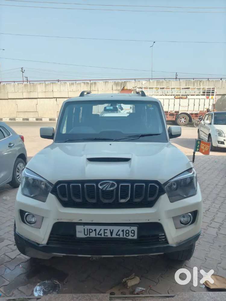 Mahindra Scorpio Classic S5 2021(bs6) With Alloy Wheels.