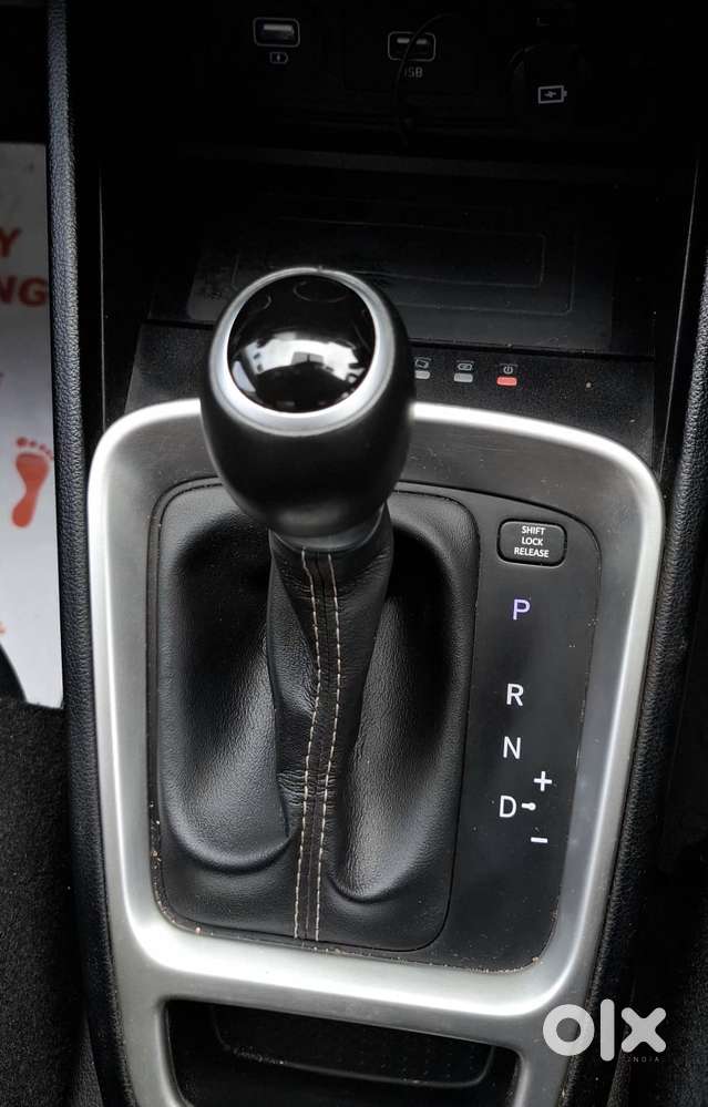 Hyundai Venue Sx Plus Turbo Dct, 2019, Petrol