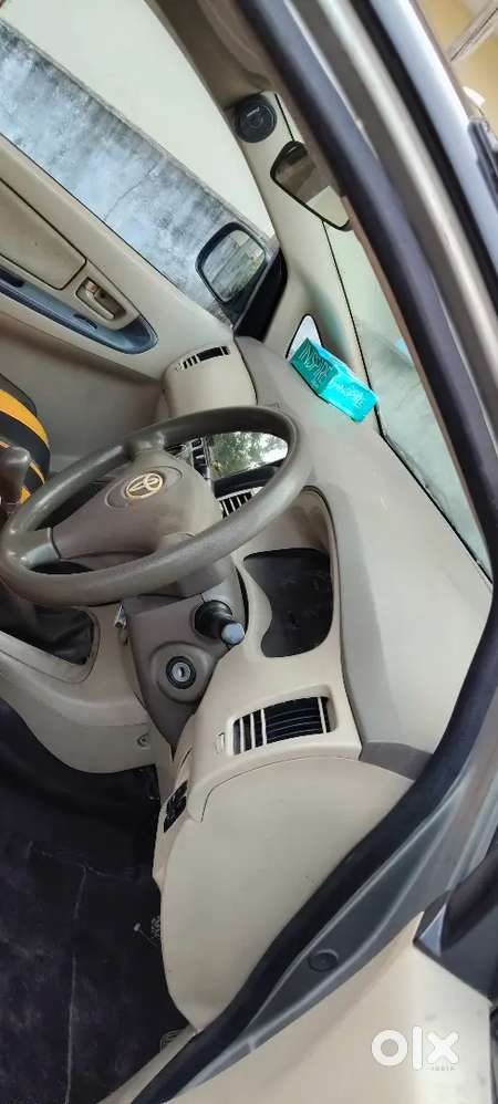 Toyota Innova 2.5 Zx 2009