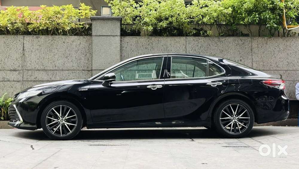 Toyota Camry Hybrid, 2024, Petrol