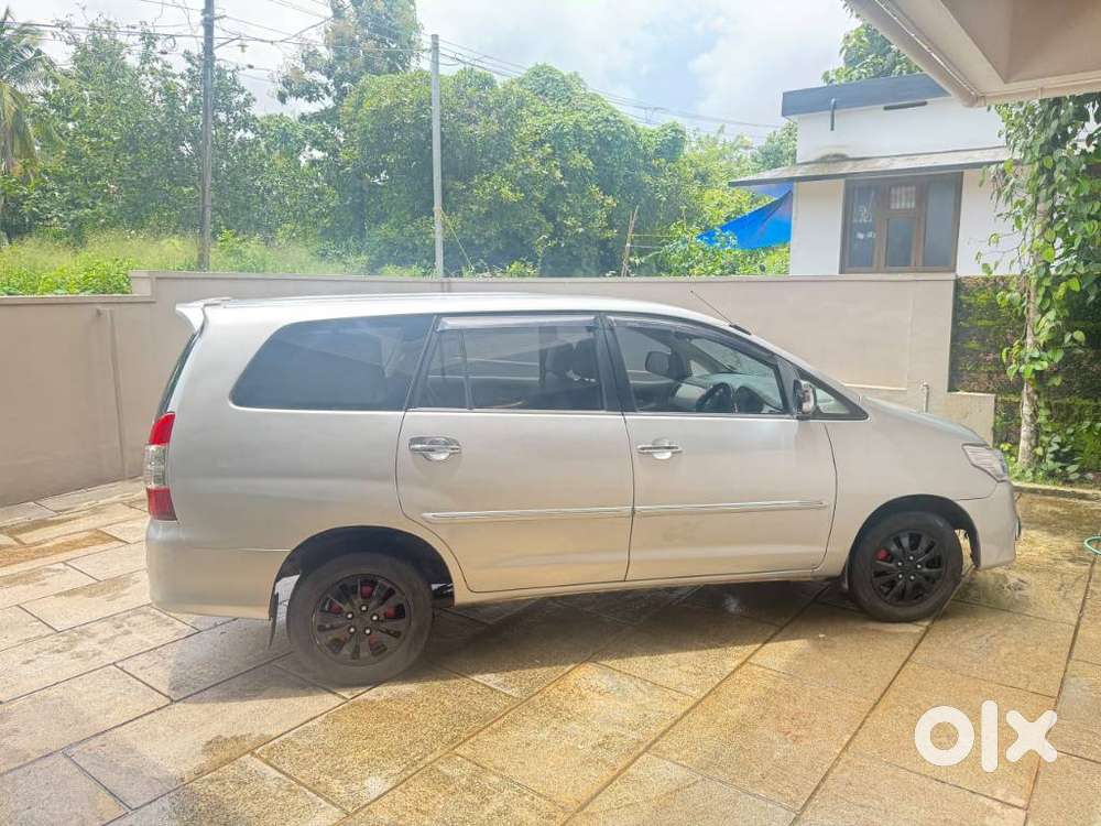 Toyota Innova 2.5 Vx 8 Str, 2011, Diesel