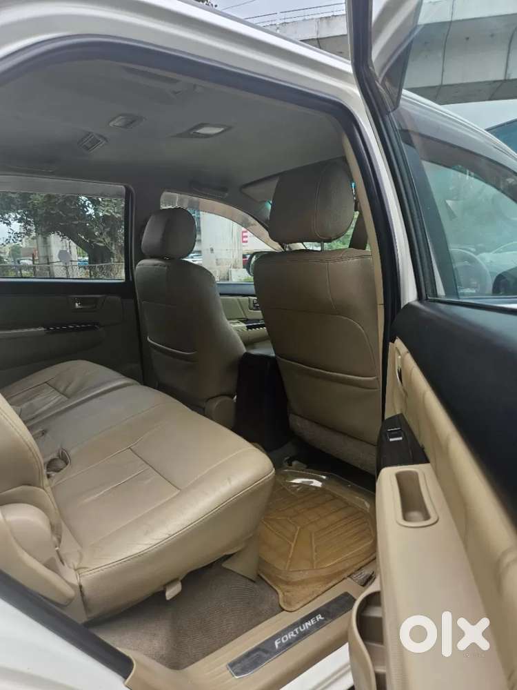 Toyota Fortuner 4x2 At, 2014, Diesel