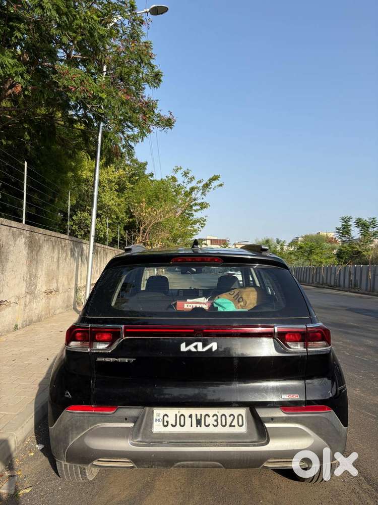 Kia Sonet -- Best Condition -- Automatic Petrol