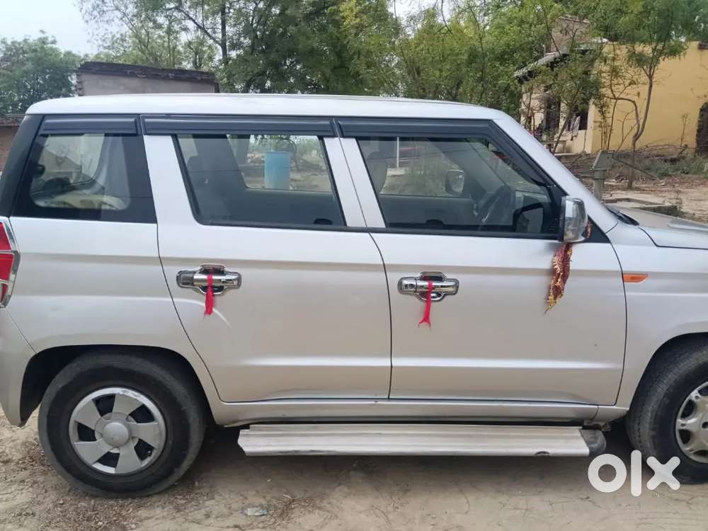 Mahindra Tuv 300 2017