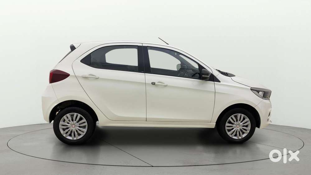 Tata Tiago 1.2 Revotron Xt Cng, 2023, Cng & Hybrids