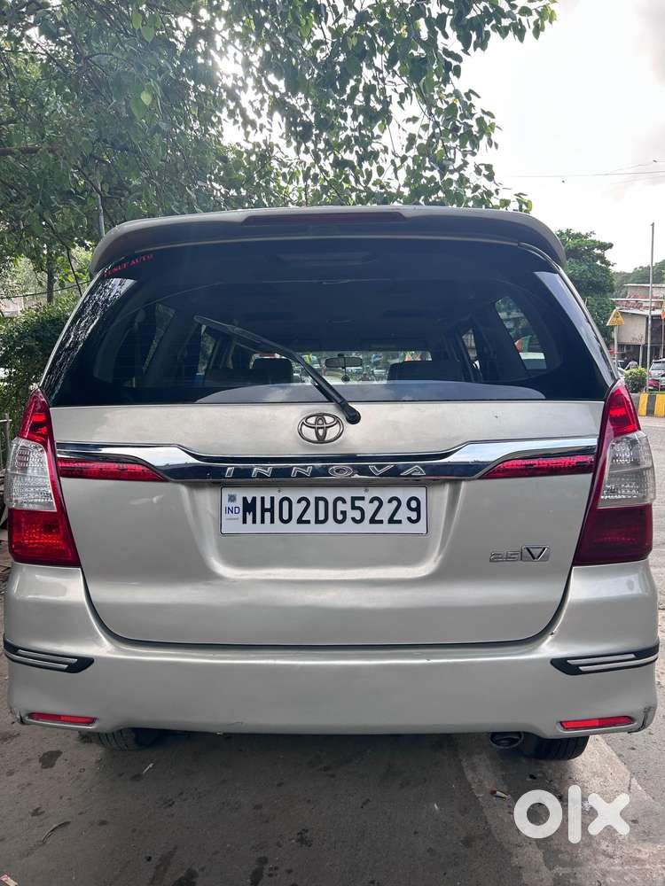 Toyota Innova 2.5 V 8 Str, 2013, Diesel