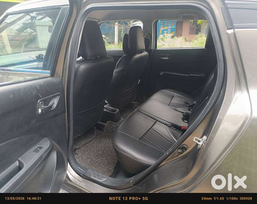 Maruti Suzuki Swift Vvt Zxi, 2018, Petrol