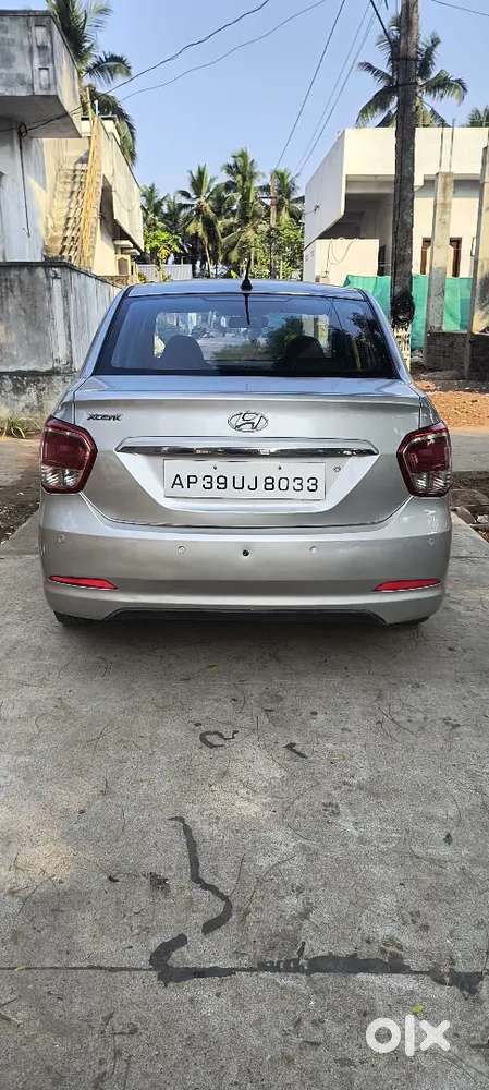 Hyundai Xcent 2017 Diesel 99000 Km Drive 1lak Sarvice Done