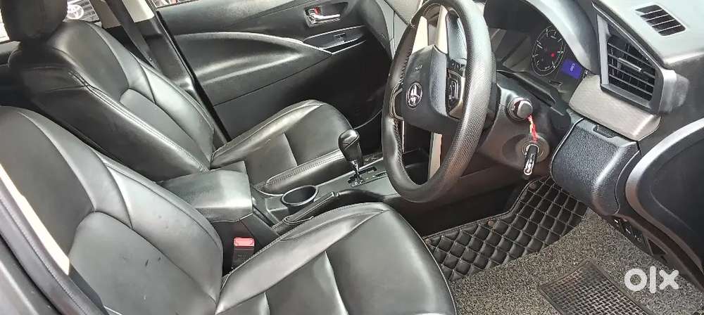 Toyota Innova Crysta 2.8 2018 Last. Cruise Control