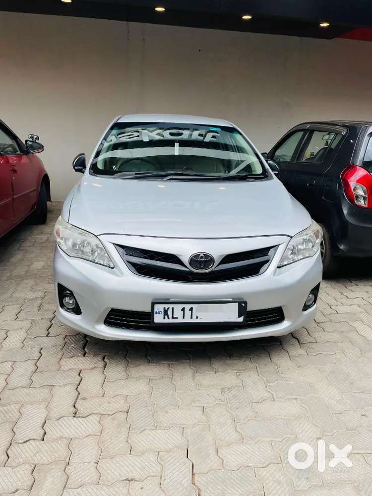 Toyota Corolla Altis 2012