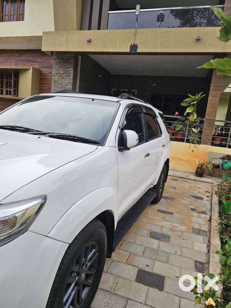 Toyota Fortuner 3.0 4x2 Automatic, 2014, Diesel