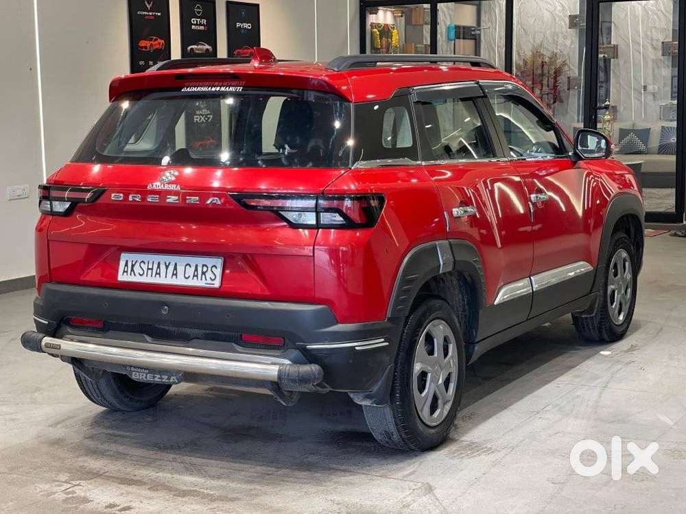 Maruti Suzuki Brezza 1.5 Lxi Smart Hybrid, 2024, Petrol