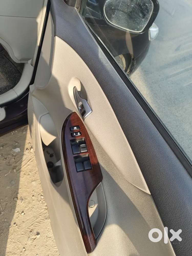 Toyota Corolla Altis 2012 Cng & Hybrids Good Condition