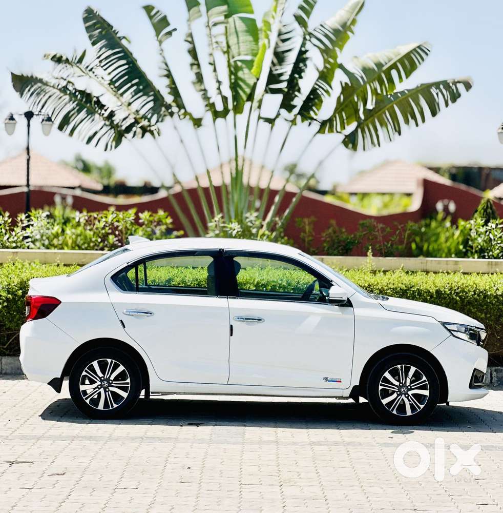 Honda Amaze, 2024, Petrol