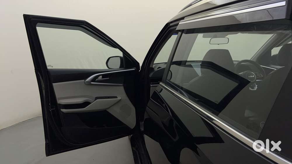 Kia Carens 1.4 Prestige Plus Turbo 7 Str, 2022, Petrol