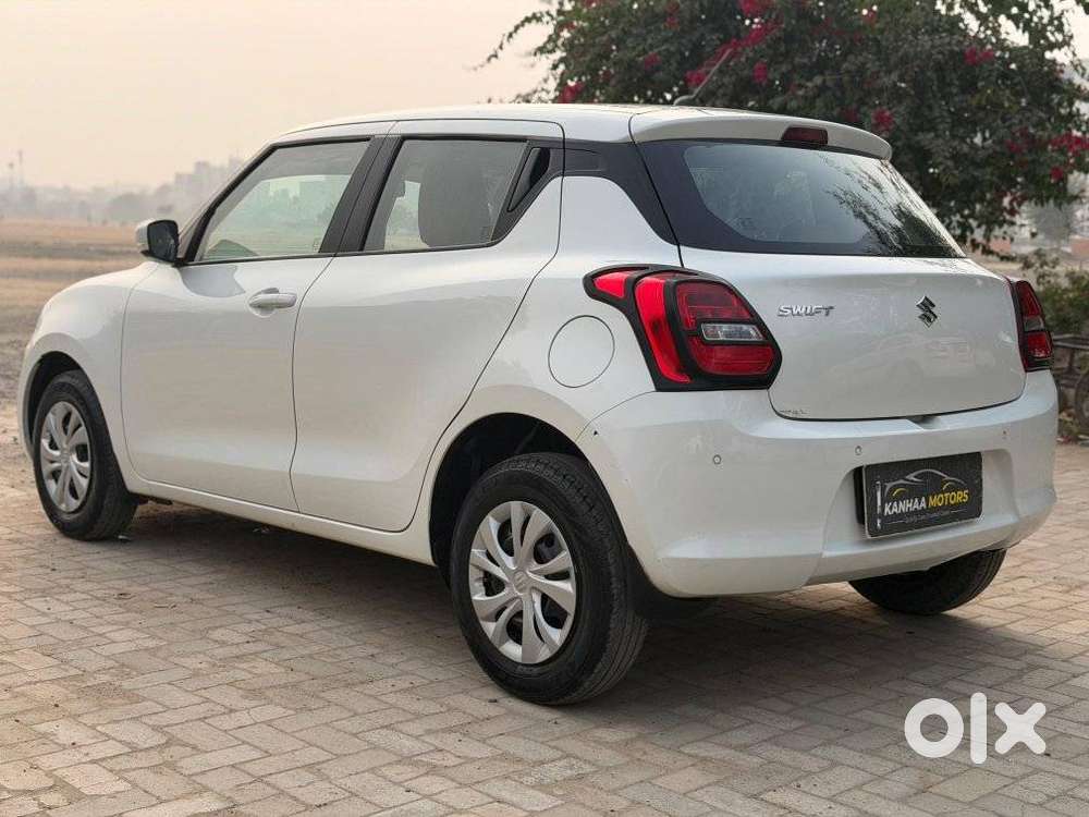 Maruti Suzuki Swift Vxi Optional, 2023, Petrol