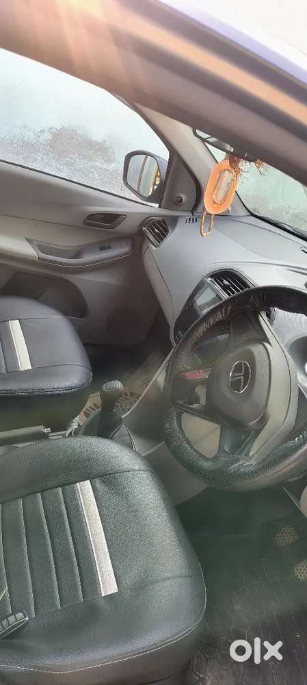 Tata Tigor Petrol 2024 (fully Loaded + Company Service Record)