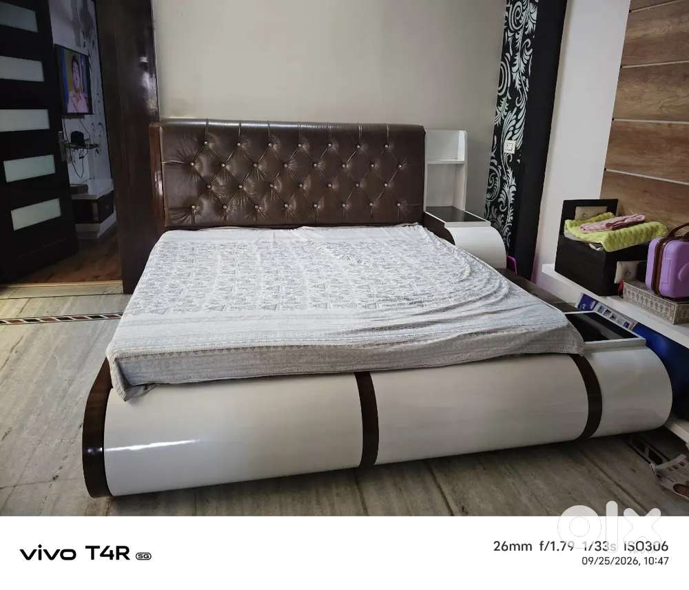Large size Bed
