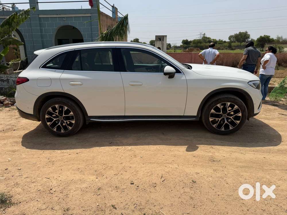 Mercedes-benz Glc Class 300 Celebration Edition, 2023, Petrol