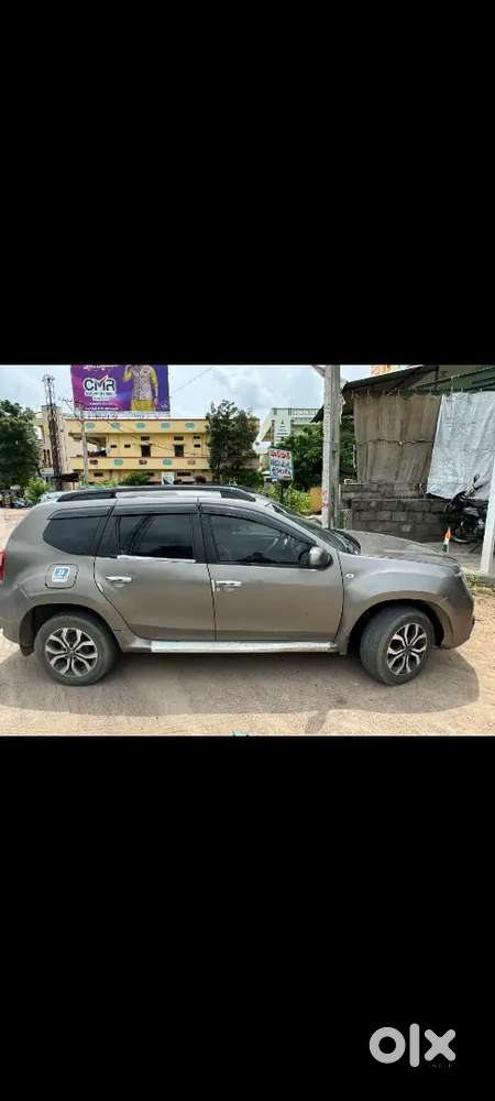 Nissan Terrano. 2015 Model