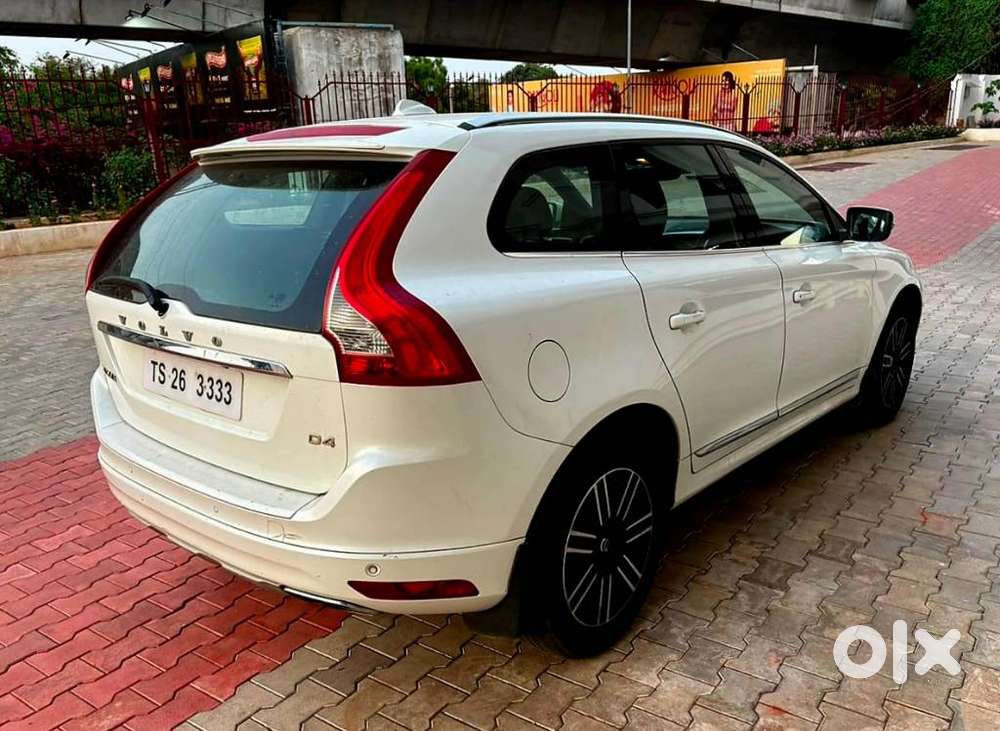 Volvo Xc60 D5 Awd Automatic, 2017, Diesel