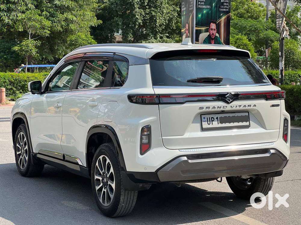 Maruti Suzuki Grand Vitara 1.5 Alpha Plus Dual Tone Intelligent Hybr..