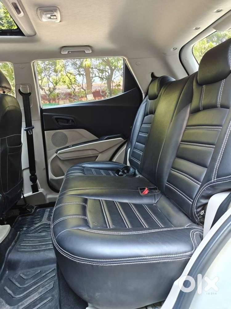 Mahindra Xuv300 W6, 2023, Petrol