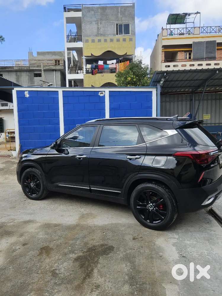 Black Seltos Htx Plus With Bose System
