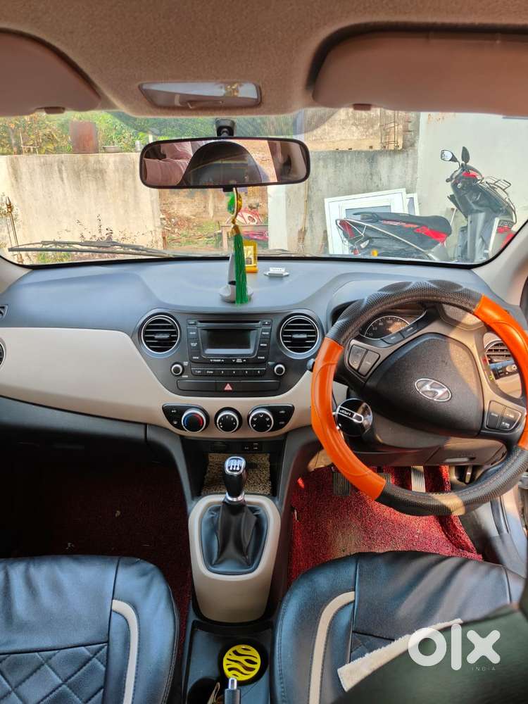 Hyundai Grand I10 Sportz Edition, 2016, Petrol