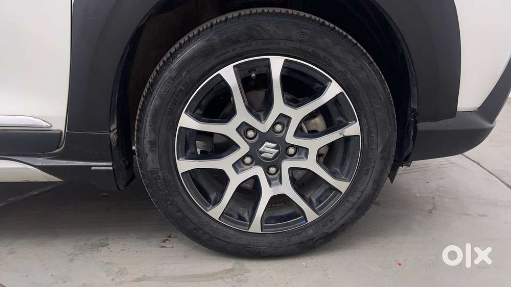 Maruti Suzuki Xl6 1.5 Zeta At, 2023, Petrol
