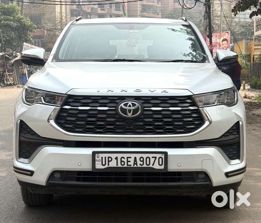 Toyota Innova Hycross 2.0 Vx Hybrid 7 Str, 2024, Petrol