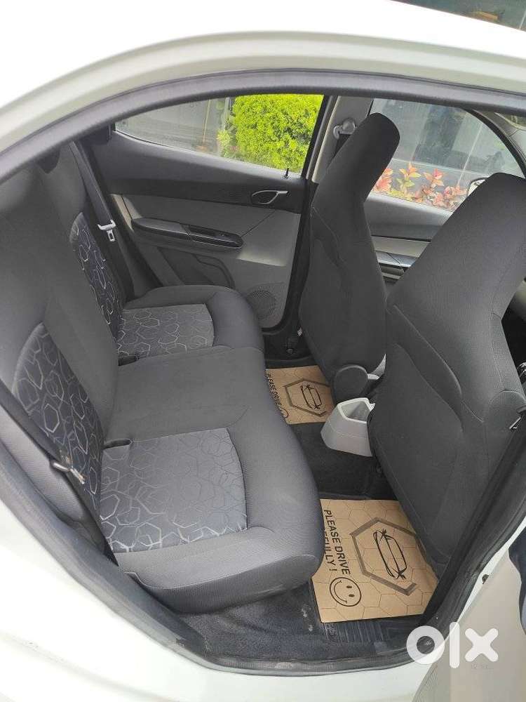 Tata Tiago 1.2 Revotron Xt, 2017, Petrol
