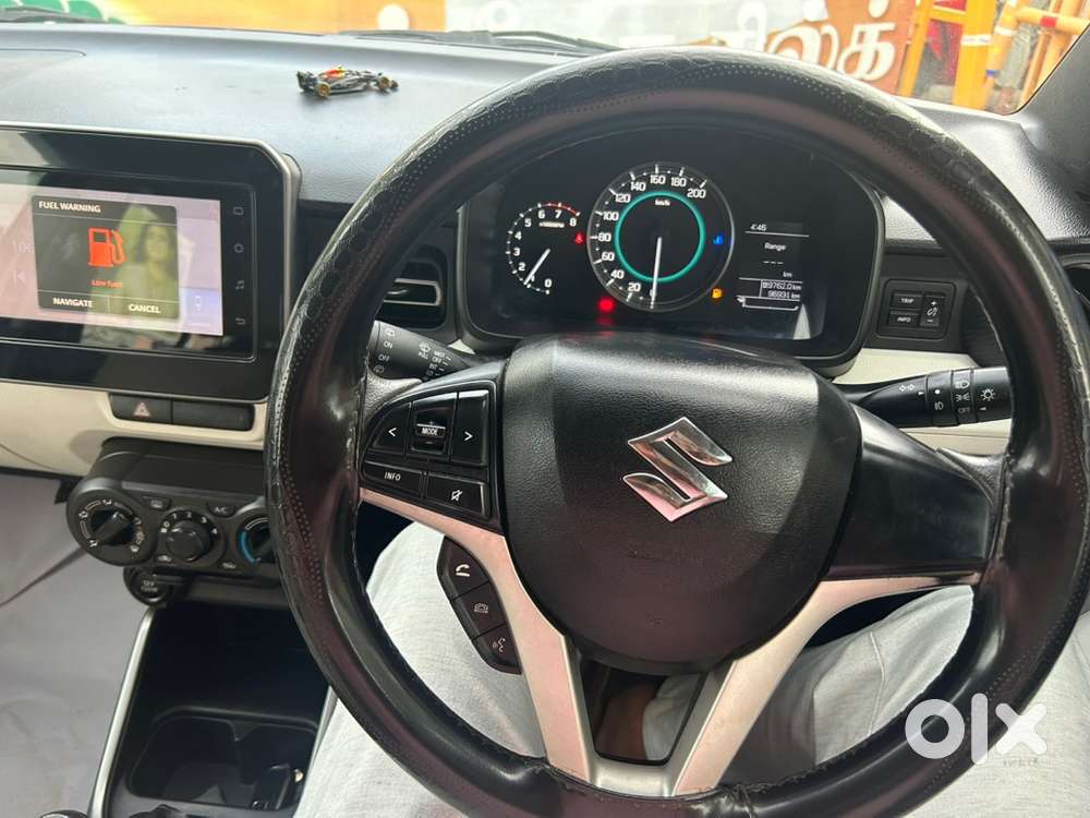 Maruti Suzuki Ignis Petrol Well Maintained
